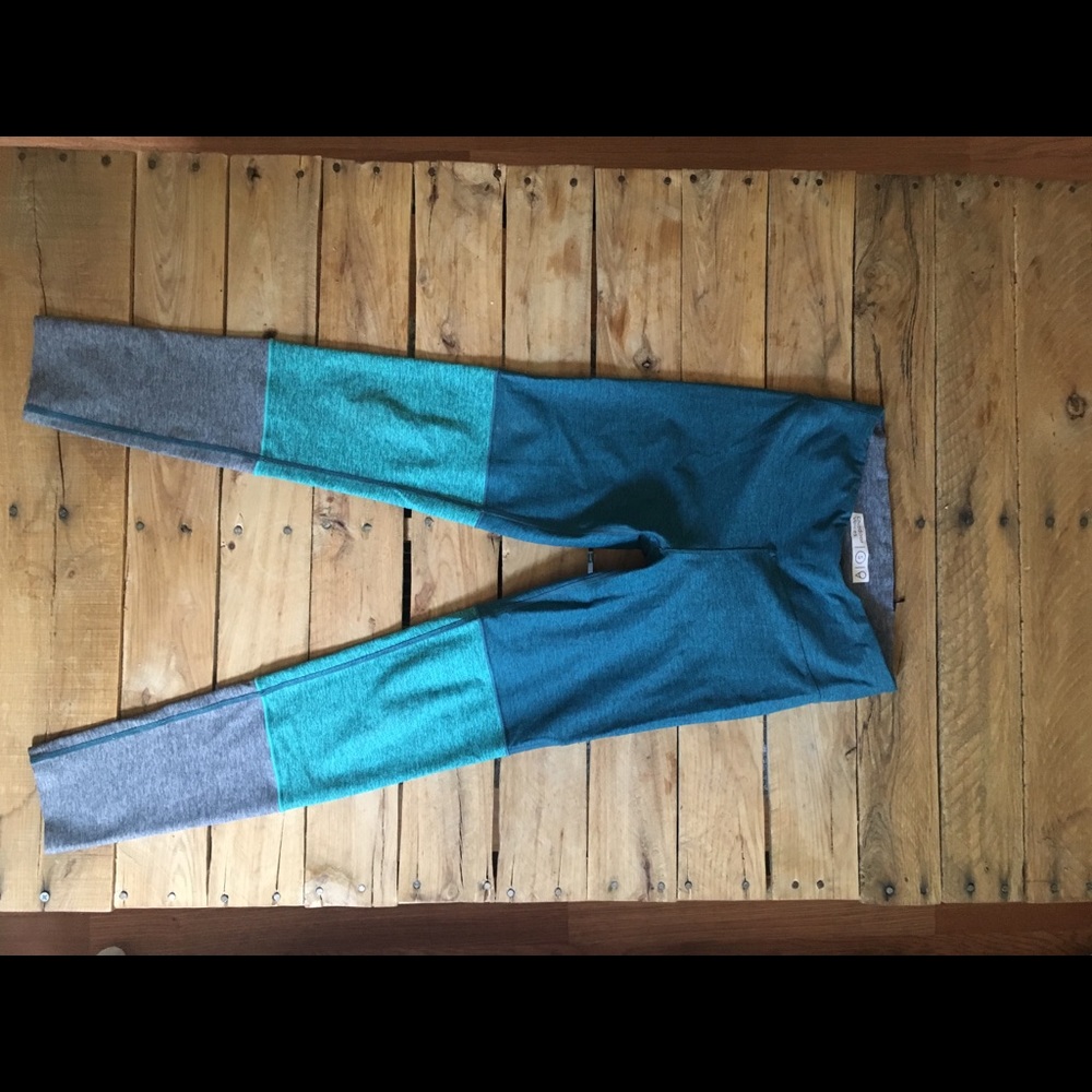 Outdoor Voices Color Block Leggings